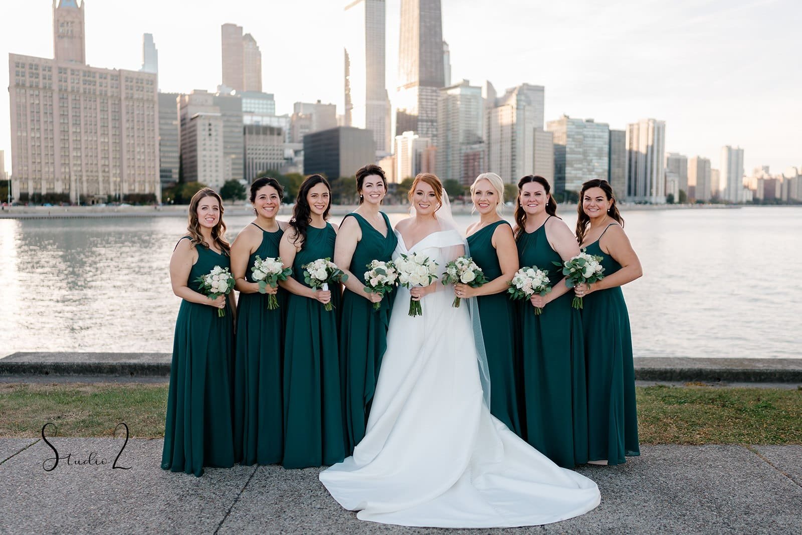 Emotional wedding flowers by Pavé | Artisanal floral design | Chicago & Florida