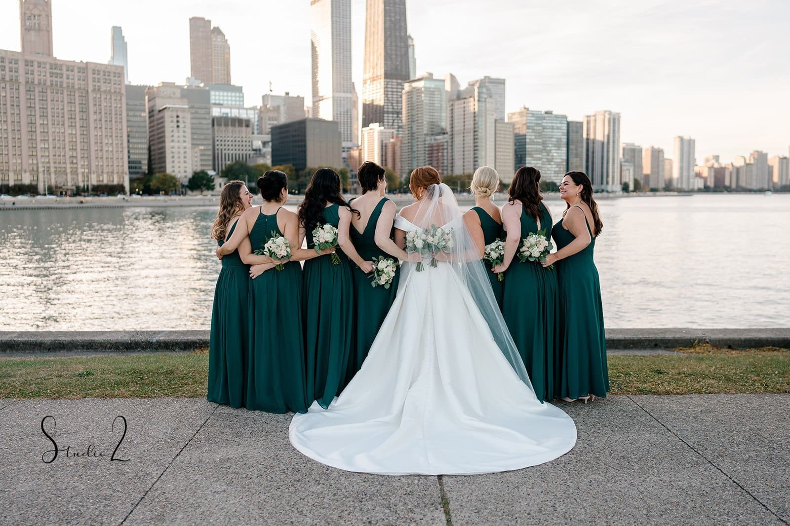 Emotional wedding flowers by Pavé | Artisanal floral design | Chicago & Florida