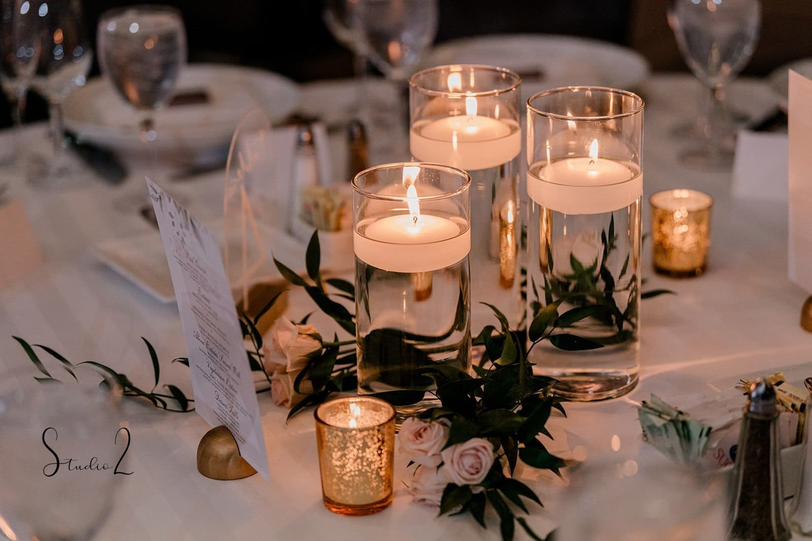 Emotional wedding flowers by Pavé | Artisanal floral design | Chicago & Florida